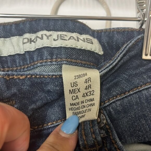DKNY- jeans size 4 - boot cut dark blue jeans - Picture 6 of 6